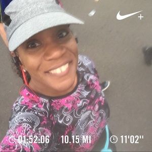 Meet your Posher, Simone